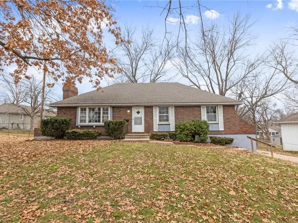 10002 E 78th St, Raytown, MO 64138