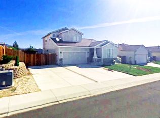 564 Sugarloaf Dr, Dayton, NV 89403