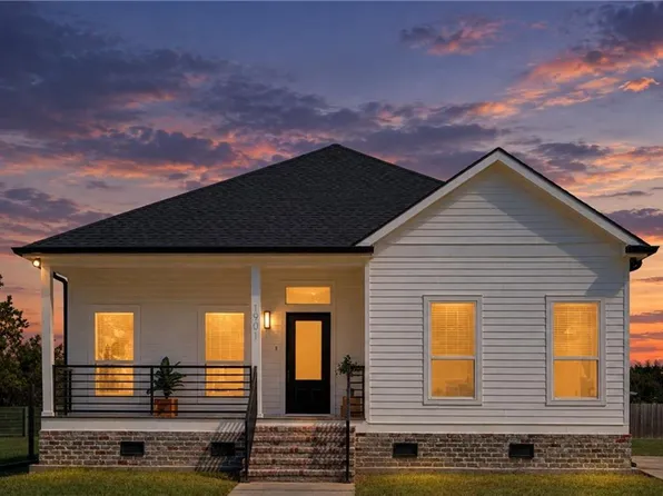 1901 Alexander Ave, Arabi, LA 70032