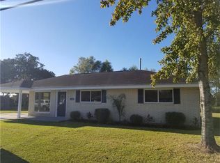 1022 Gassen St, Luling, LA 70070
