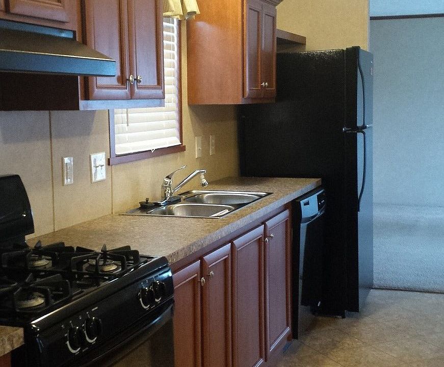 1st image of 9910 Geraldine St #152