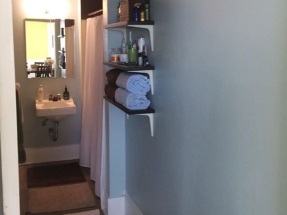 2nd image of 1857 N Warren Ave #7247873