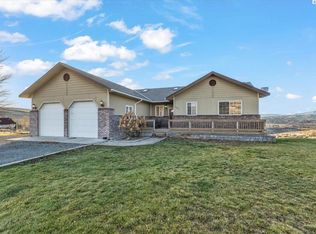 531 Lucas Rd, Yakima, WA 98901