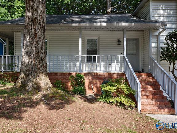 4th image of 223 Evalyn St