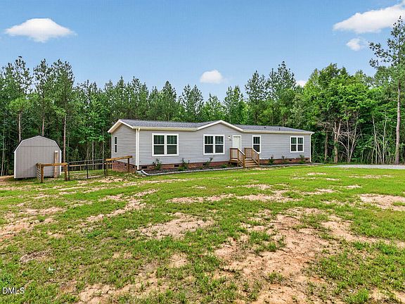 2nd image of 485 Wilson Rd