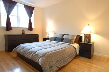 5th image of 506 Washington Ave APT 203