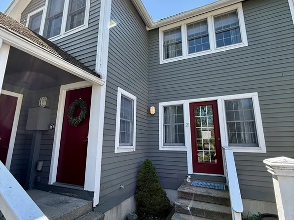 21 Amity Pl Unit 21, Amherst, MA 01002