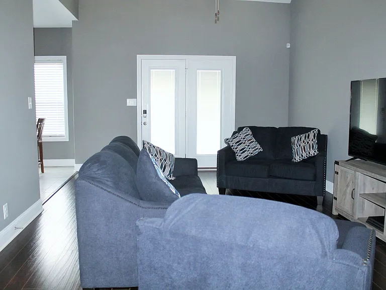 256 Azalea Dr — Photo 11