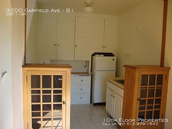 2nd image of 3200 Garfield Ave APT B1
