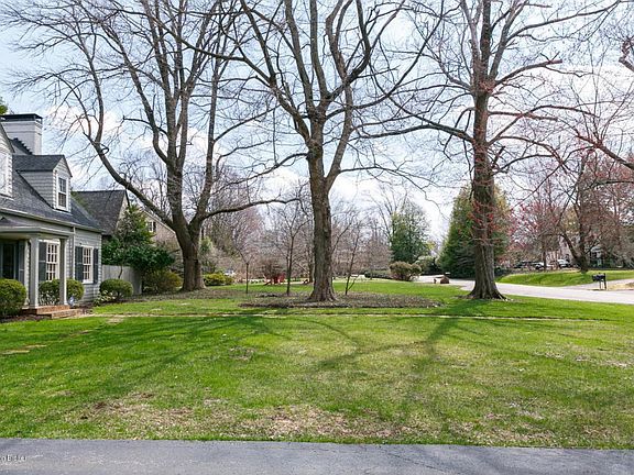 RealTourCast - J Stough - 441 Lightfoot