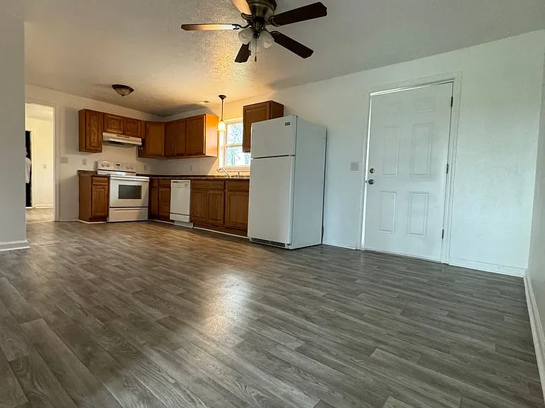 329 S Farm Road 99 — Photo 8