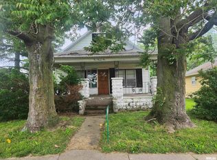 522 S Washington St, Du Quoin, IL 62832