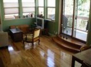 5223 SW View Point Ter APT 2, Portland, OR 97239