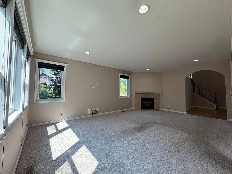 4467 Castlerock Dr — Photo 19