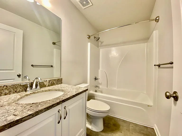 1895 Butternut Dr — Photo 10