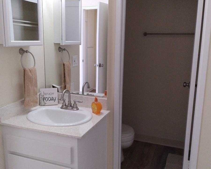 1st image of 6412 Crescent Ave #5