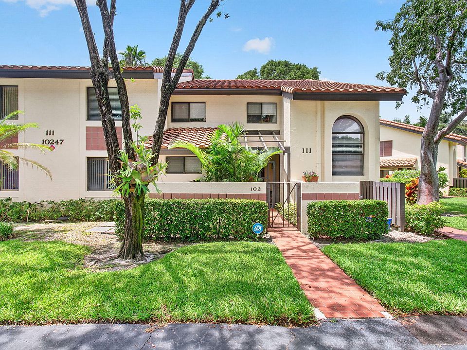 1st image of 10247 N Circle Lake Drive #102
