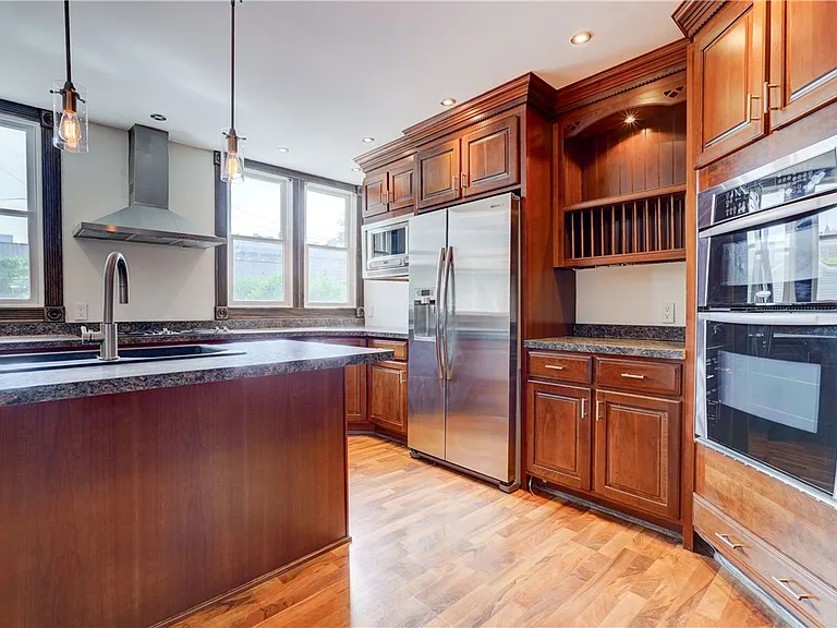 31 Birch Cres — Photo 21