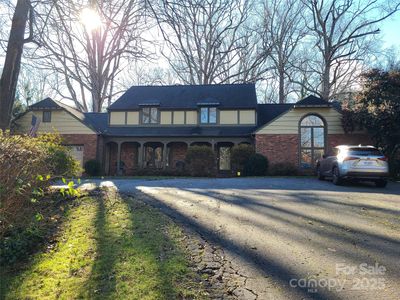 625 3rd St NE, Hickory, NC, 28601