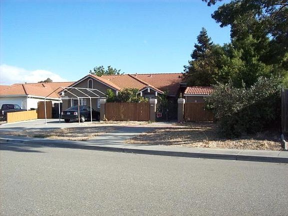 4th image of 2773 Woodmont Ct