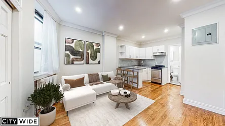 1570 2nd Avenue, #3B