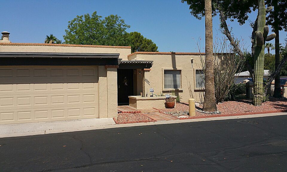 2nd image of 6560 N Villa Manana Dr