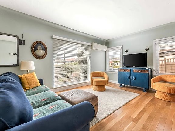 5th image of 1216 W 8th St