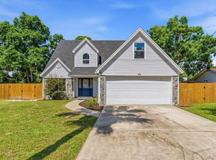 209 Seville Cir, Mary Esther, FL 32569