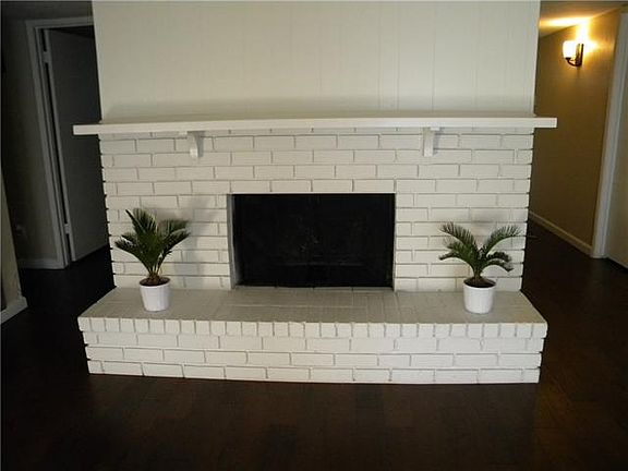 4th image of 3733 McKinley Dr