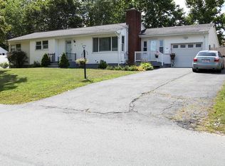 98 Pleasant View St, Methuen, MA 01844