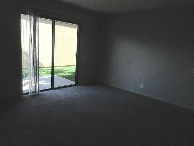 Masterbed Room with back yard