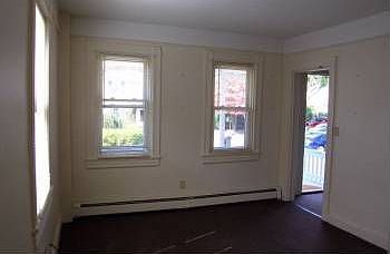4th image of 22 Chestnut St