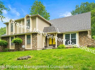 4805 NW 80th St, Kansas City, MO 64151
