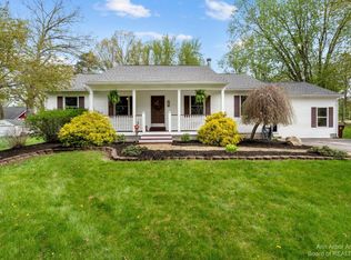 416 Orlando Dr, Gregory, MI