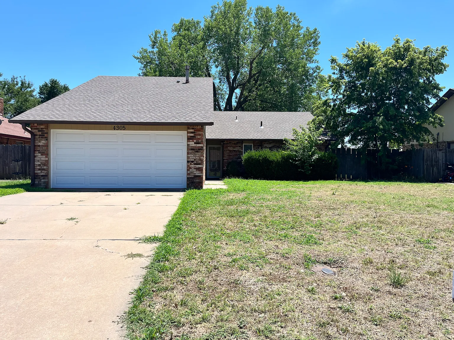 3 bed, 1257 sqft, $1,450 — Photo 1