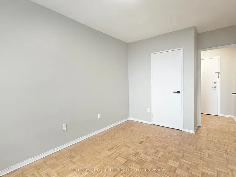 98 Holgate St #407 — Photo 7