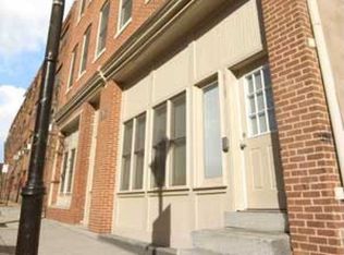 739 W Pratt St APT B, Baltimore, MD 21201