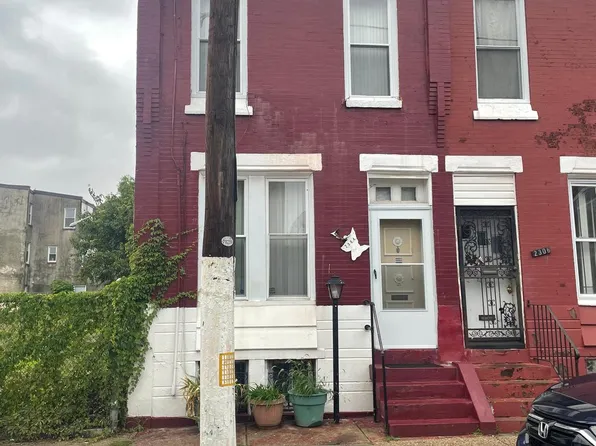 2304 N Smedley St, Philadelphia, PA 19132