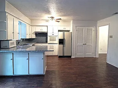 8315 Lullwater Dr — Photo 7