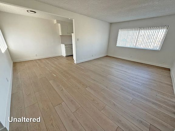 3rd image of 3620 W 139th St APT 4