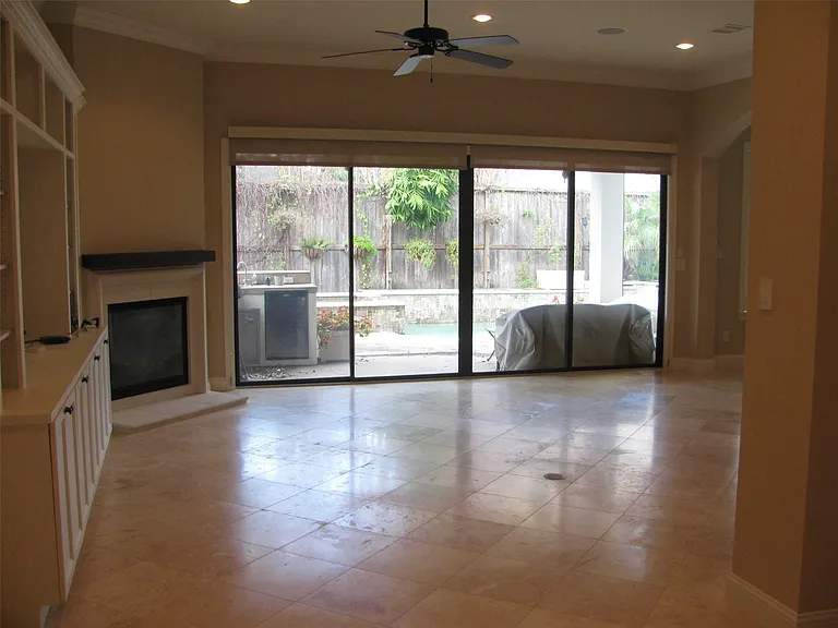 4112 Blossom St — Photo 7