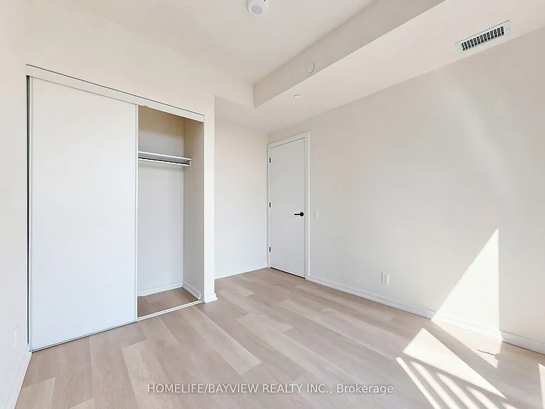 109 Erskine Ave #1706 — Photo 18