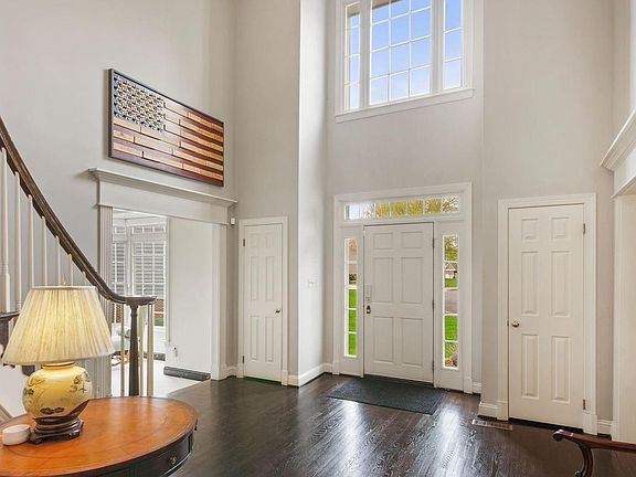 5th image of 2775 Welbourne Ct