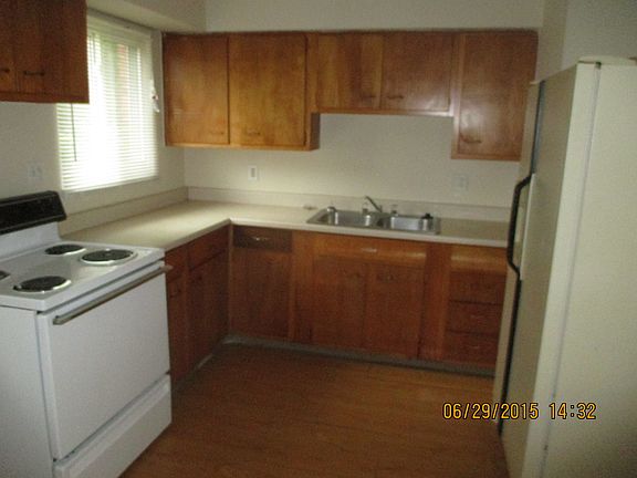 4th image of 4677 Hilton Ave APT A
