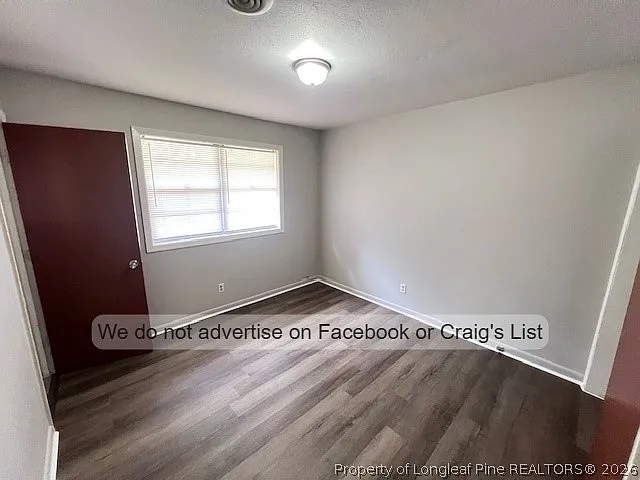 1021 W Rowan St #H — Photo 5