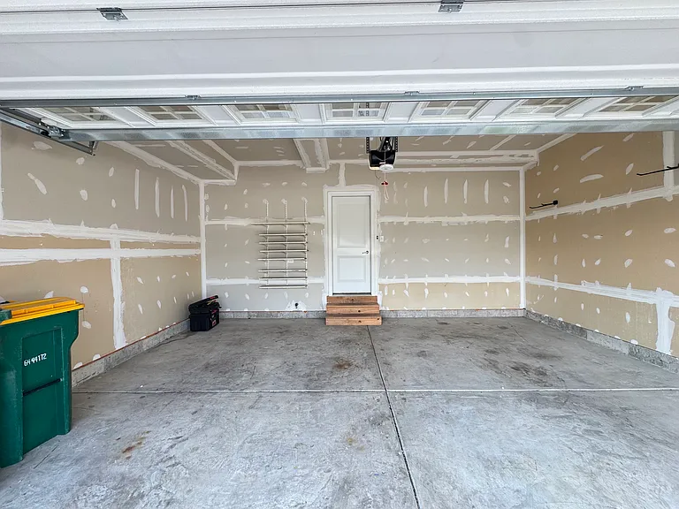 15036 W Cyrus Dr — Photo 30
