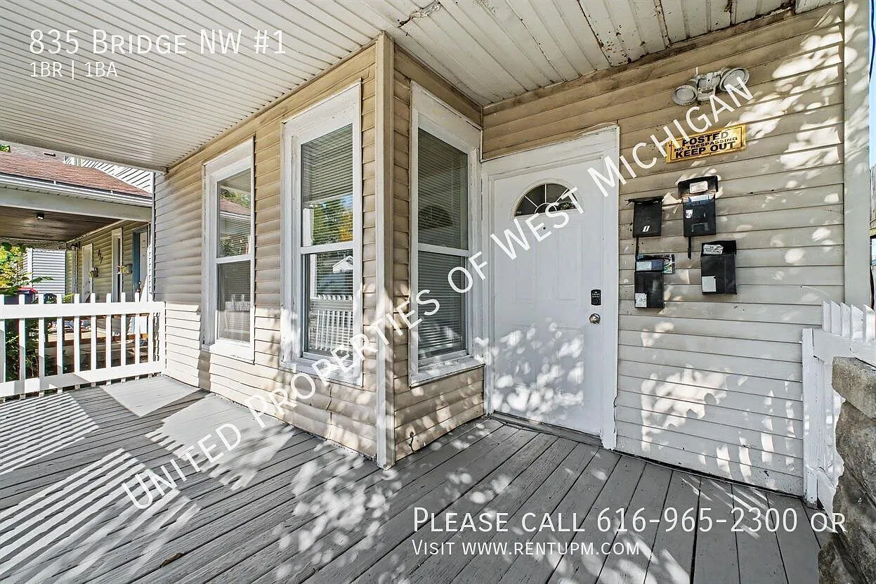 Available Now! | 1 bedroom, 1 Bathroom Lower Level Apartment in the West Grand Neighborhood | Min... — Photo 3