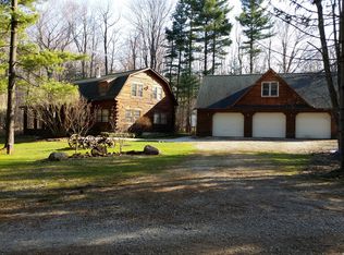 9141 Robinson Rd, Chardon, OH 44024