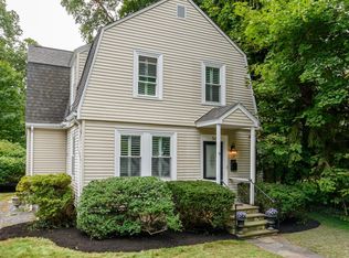 56 Curve St, Wellesley, MA 02482