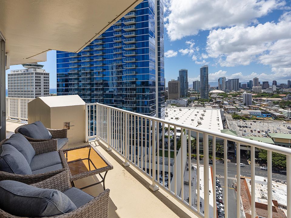 1st image of 750 Amana St #Penthouse 1